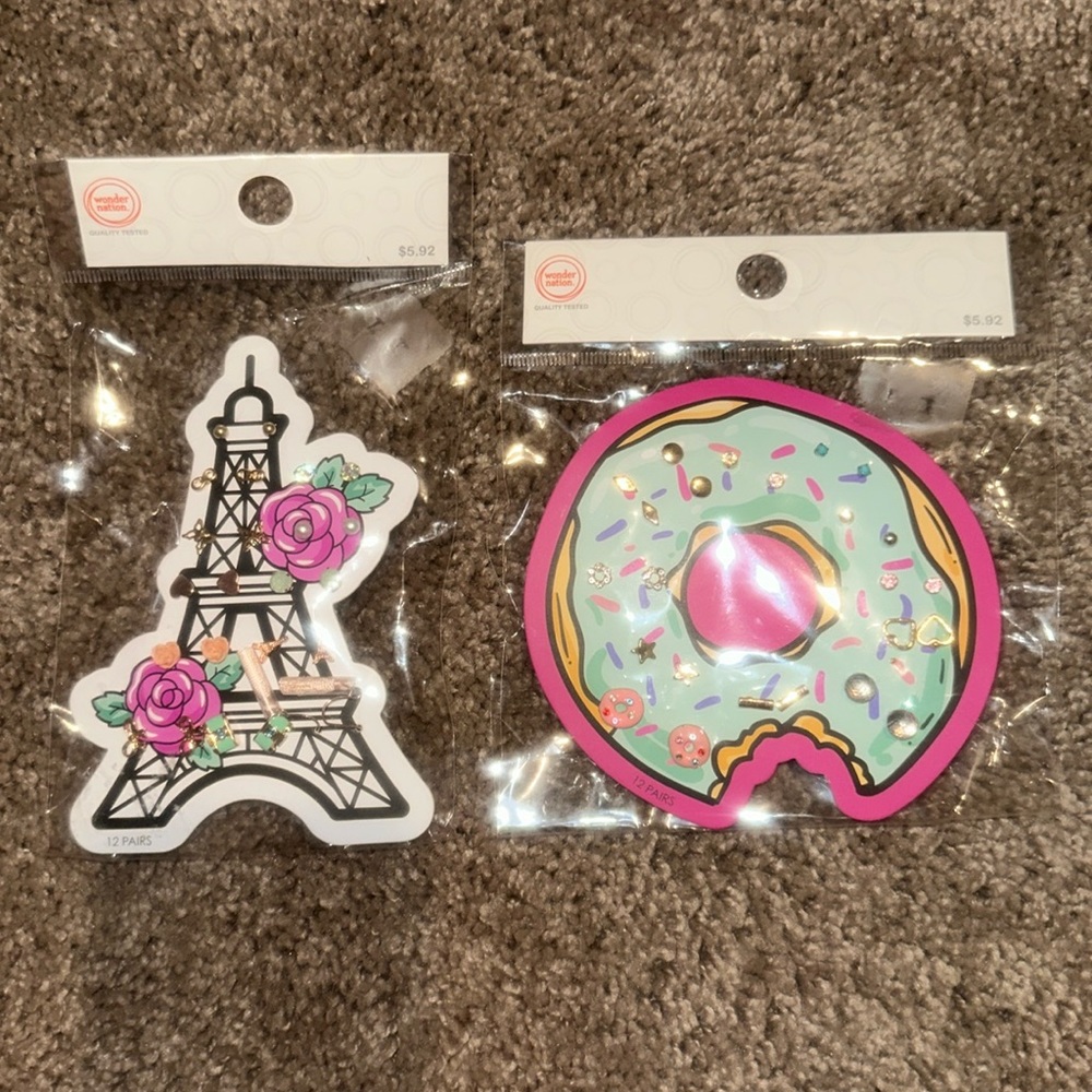 PACK OF TWO GIRLS STUD EARING VARITY PACK